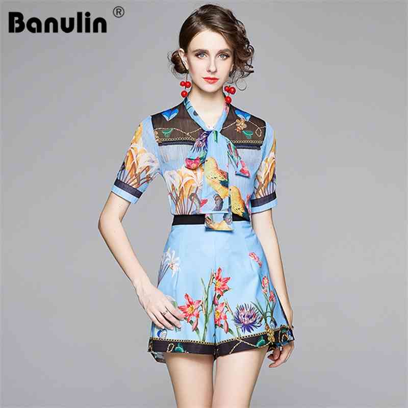 Runway Summer Shorts Two Piece Set Women's Bow Tie Neck Animal Floral Print Bead tassel Chiffon Blouse and Fashion Suits 210603, Blue
Runway Summer Shorts Two Piece Set Women's Bow Tie Neck Animal Floral Print Bead tassel Chiffon Blouse and Fashion Suits 210603, Blue