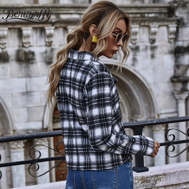 Notched Collar Double Breasted Plaid Blazer Women Autumn Winter High Street Long Sleeve Ladies Outwear Tweed Jacket 210510