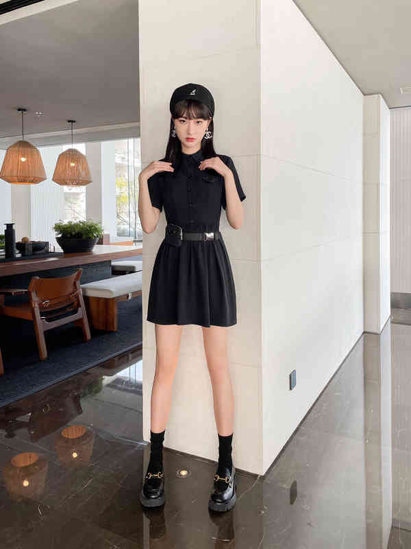 Street Style Dresses designer leisure dress women skirt Paris Fashion Week limited edition Inverted triangle badge on chest Lapel Slim Star Same N9Y2, Black
Street Style Dresses designer leisure dress women skirt Paris Fashion Week limited edition Inverted triangle badge on chest Lapel Slim Star Same N9Y2, Black