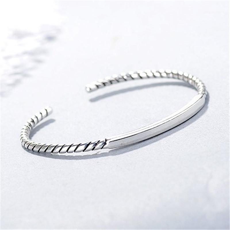 Miuoxion Wholesale Retro Twist Plane Bracelet Fashion Personality Party Jewelry For Women Feature Namour Charm Gift All Seasons Bangle
Miuoxion Wholesale Retro Twist Plane Bracelet Fashion Personality Party Jewelry For Women Feature Namour Charm Gift All Seasons Bangle