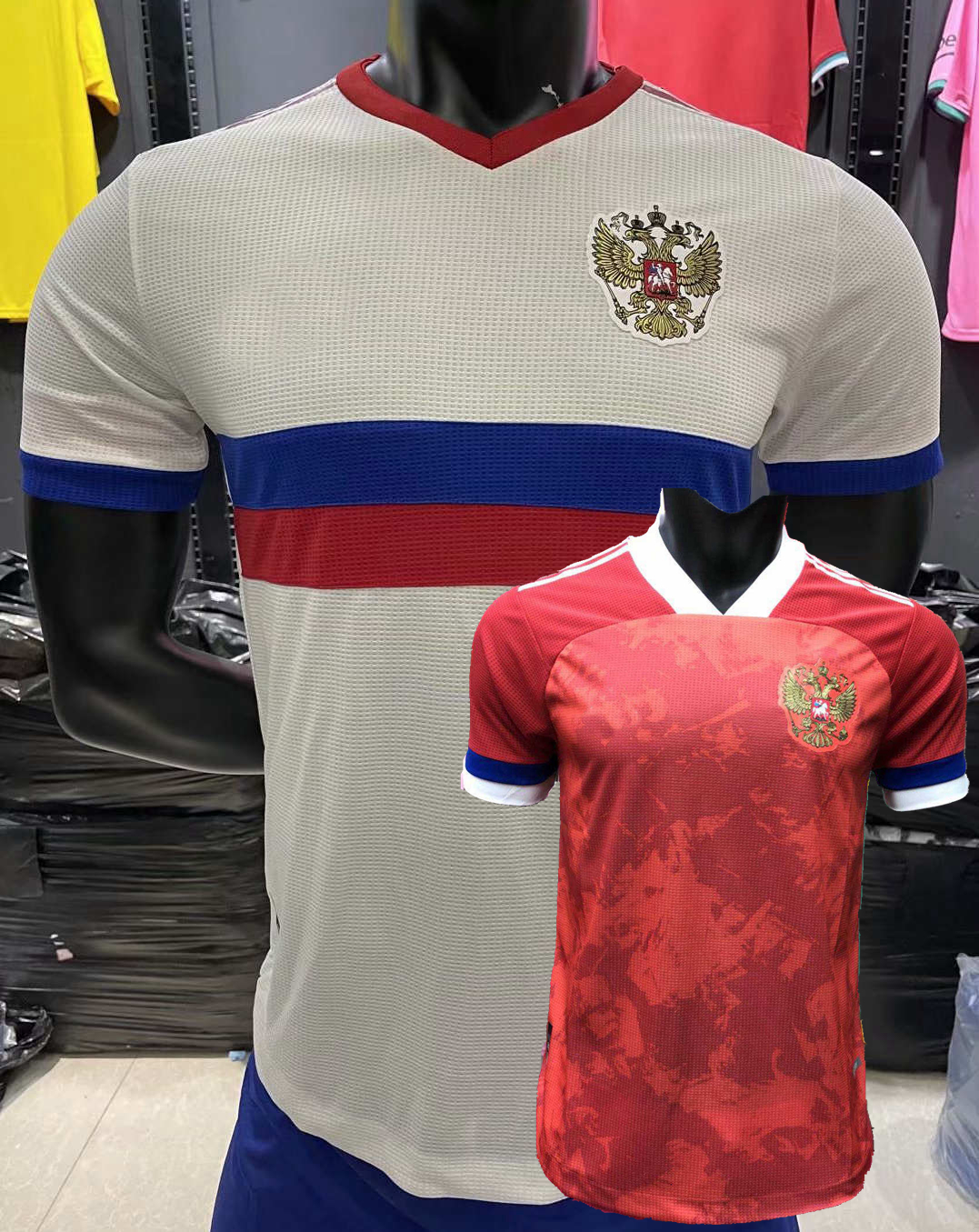 Player version 2021 2022 Russia Soccer Jerseys GOLOVIN KUZYAEV SOBOLEV DZYUBA KERZHAKOV OZDOEV DZAGOEV 20 21 22 football shirt, Black;yellow
Player version 2021 2022 Russia Soccer Jerseys GOLOVIN KUZYAEV SOBOLEV DZYUBA KERZHAKOV OZDOEV DZAGOEV 20 21 22 football shirt, Black;yellow