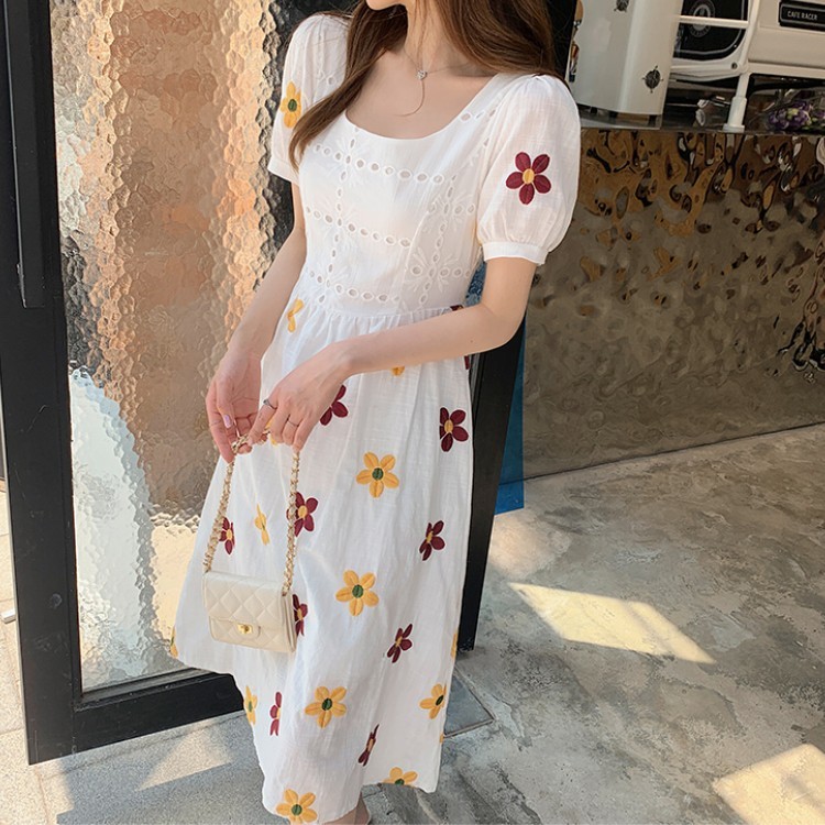 Women Dress Korean Summer Elegant Vintage White Embroidery Floral Puff Sleeve High Waist Slim Midi Dresses Femme Vestidos 210519