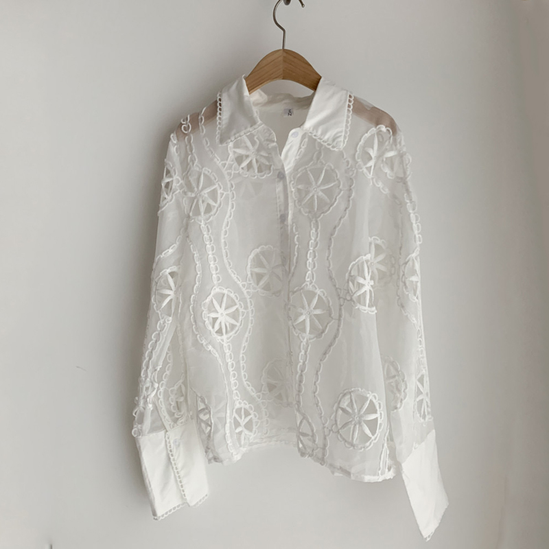 Lady Sexy See Through Long Sleeve Loose White Blouse Tops High Quality Hollow Out Floral Embroidery Elegant Shirt Chic 13369 210510