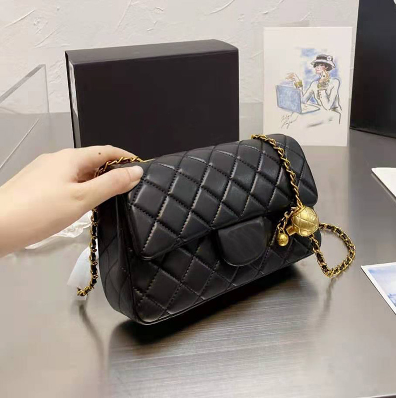 2021 Mini Classic Vintage Ladies Leather Ladies Handbag Wallet Leather Messenger Bag Fashion Designer Chain Shoulder Bag, Make up the difference option
2021 Mini Classic Vintage Ladies Leather Ladies Handbag Wallet Leather Messenger Bag Fashion Designer Chain Shoulder Bag, Make up the difference option