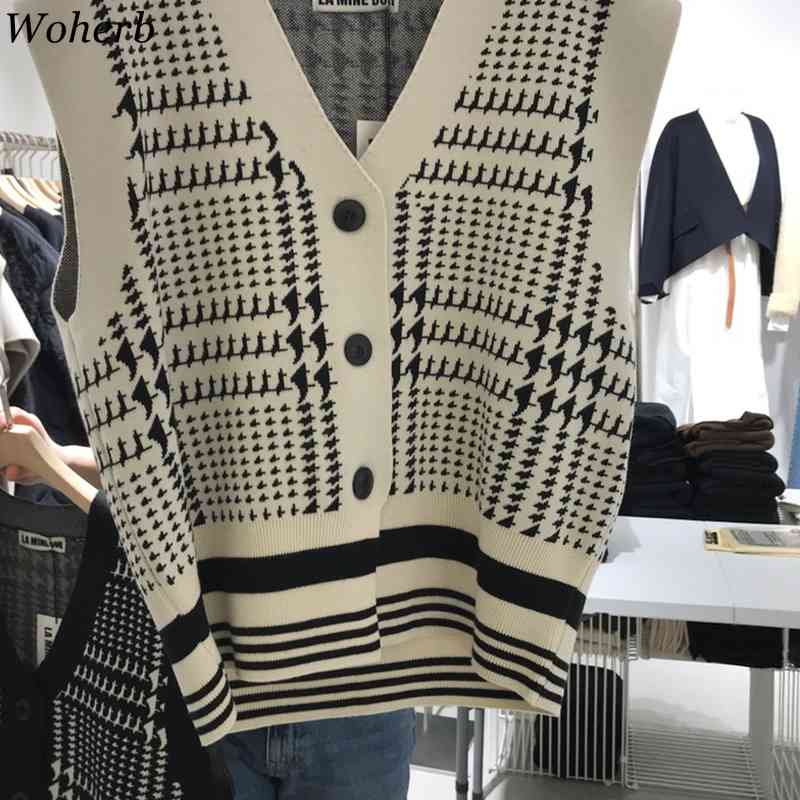 Women Sweater Spring Japanese Preppy Style V Neck Loose Vests Jacquard Single Breasted Vintage Knit Waistcoat Tops 210519