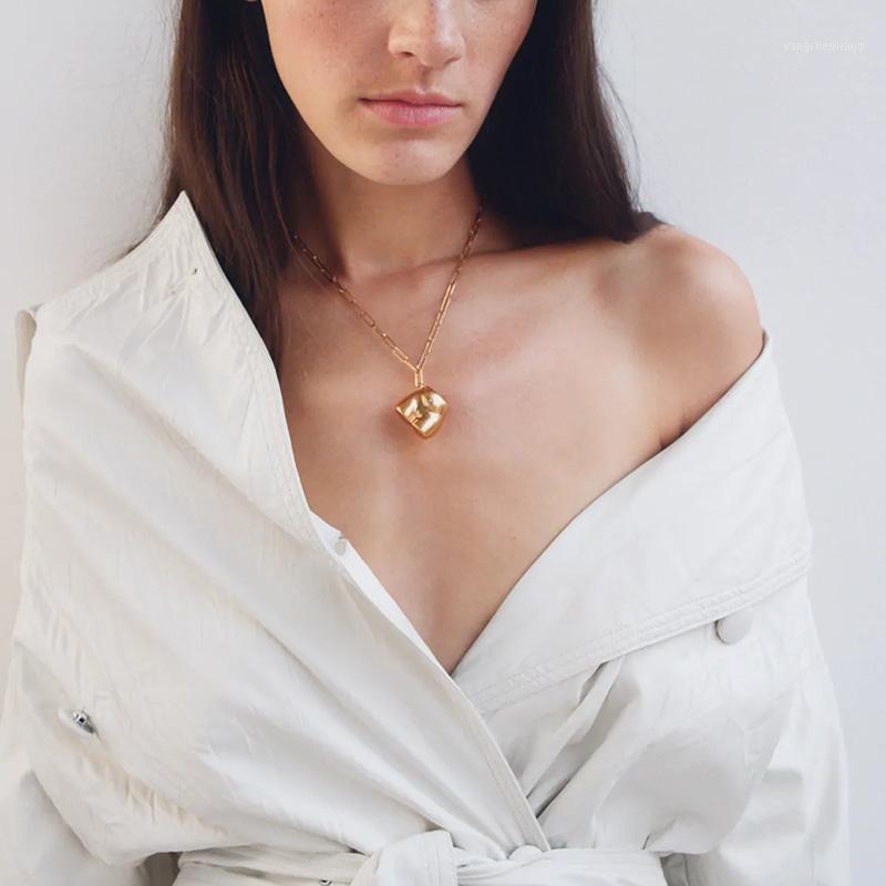 Trendy Long Gold Gothic Metal Buttocks Pendant Necklace For Women Vintage Bohemian Punk Necklaces Luxury Jewelry Gifts Chains
Trendy Long Gold Gothic Metal Buttocks Pendant Necklace For Women Vintage Bohemian Punk Necklaces Luxury Jewelry Gifts Chains