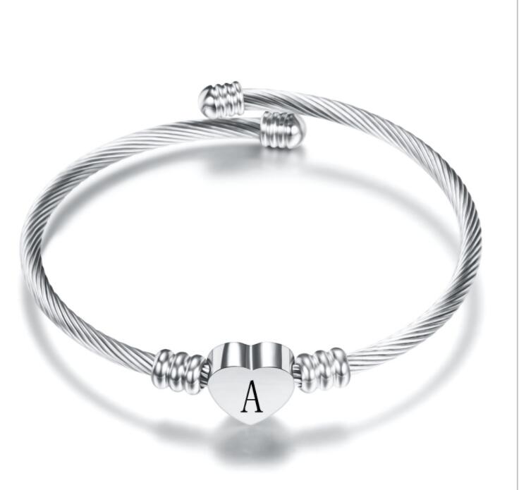 Fashion Heart Charm Bangle With Initial Alphabet Letter Engrave High Quality Women Jewelry Cuff Bangles Wholesale For Party Gift GC473