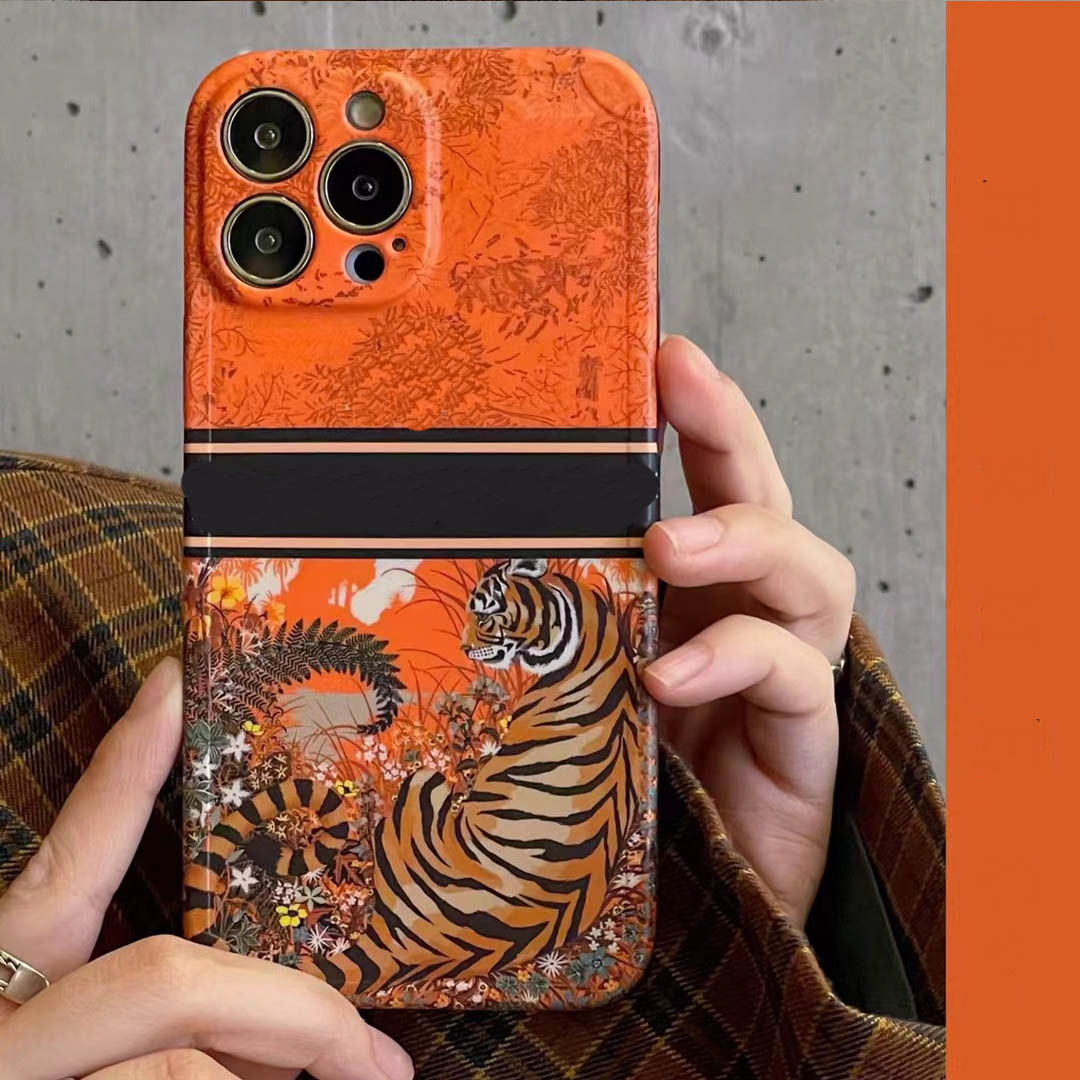 Fasion Designers forest tigher Phone Cases For iphone 13 Pro Max 12 11 XS XR X 8 7 Plus Fashion Orange Design Back Cover Case anmial Mobile Phone Shell, Color 1 without box
Fasion Designers forest tigher Phone Cases For iphone 13 Pro Max 12 11 XS XR X 8 7 Plus Fashion Orange Design Back Cover Case anmial Mobile Phone Shell, Color 1 without box