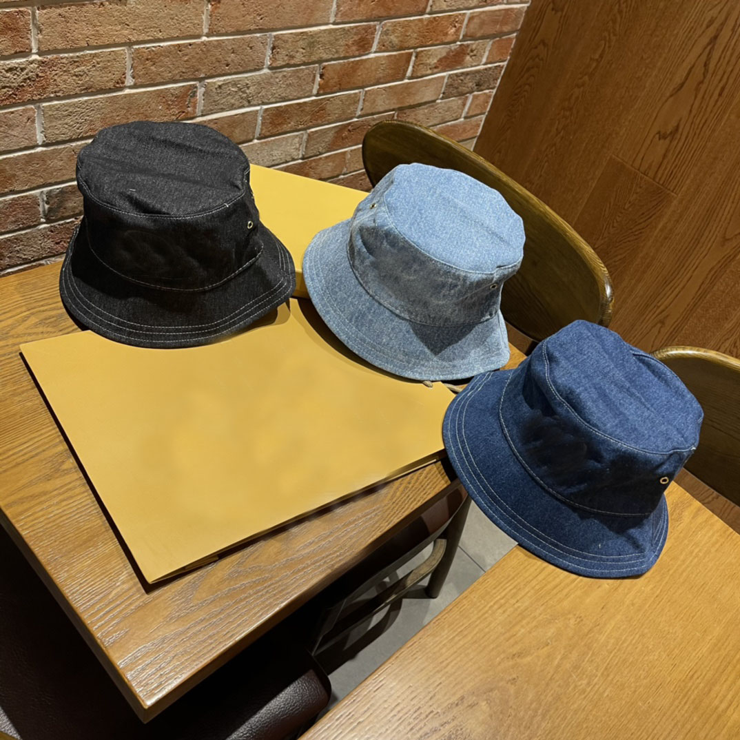 Luxury 2021 Fisherman's hat summer Tide hats fashion leisure designer Bucket advanced sense Caps full of simple shading 3 colors good, Not sold separately
Luxury 2021 Fisherman's hat summer Tide hats fashion leisure designer Bucket advanced sense Caps full of simple shading 3 colors good, Not sold separately