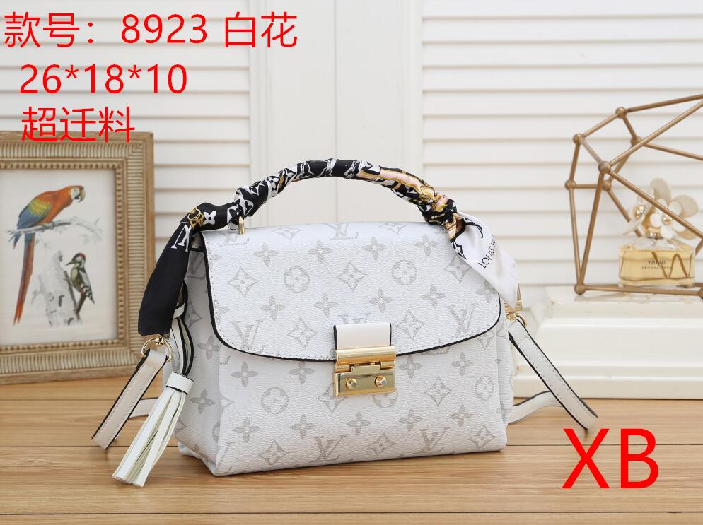 Womens Wallets Single Zipper Pocket Ladies Purse Fashion Lady Pu Leather credit card holder Mens Wholesale Top Quality Womans message handbags purses wallet tag E88
Womens Wallets Single Zipper Pocket Ladies Purse Fashion Lady Pu Leather credit card holder Mens Wholesale Top Quality Womans message handbags purses wallet tag E88