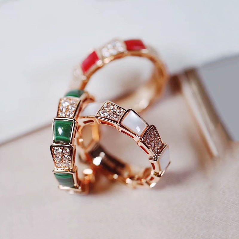 stones Tiktok silver double row drill shaped ring, female white Fritillaria, red agate snake bone index finger ring sound the same
stones Tiktok silver double row drill shaped ring, female white Fritillaria, red agate snake bone index finger ring sound the same