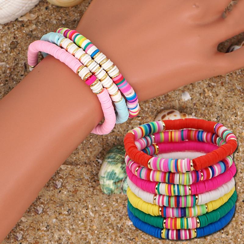 Charm Bracelets Boho Bunte Polymer Clay Armband Set Frauen Einstellbare Elastische Weichen Keramik Weibliche Summer Schmuck