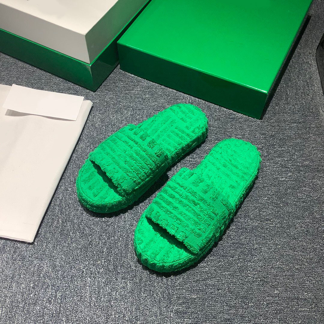 Towel top green slippers waterproof platform soft excrement feeling rubber outsole autumn and winter with socks full of personality
Towel top green slippers waterproof platform soft excrement feeling rubber outsole autumn and winter with socks full of personality