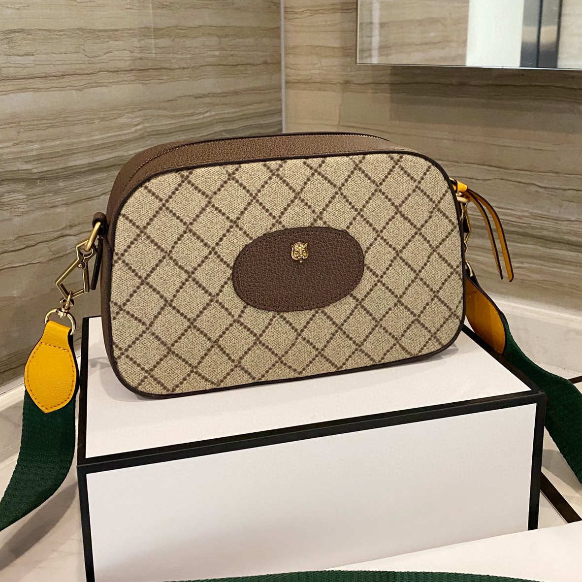 tiger head bag shoulder Bags Luxurys Top designers Lady high Quality 2022 Women handbag Fashion handbags mother cossbody letter wallet totes printing Clutch purse, No bags
tiger head bag shoulder Bags Luxurys Top designers Lady high Quality 2022 Women handbag Fashion handbags mother cossbody letter wallet totes printing Clutch purse, No bags