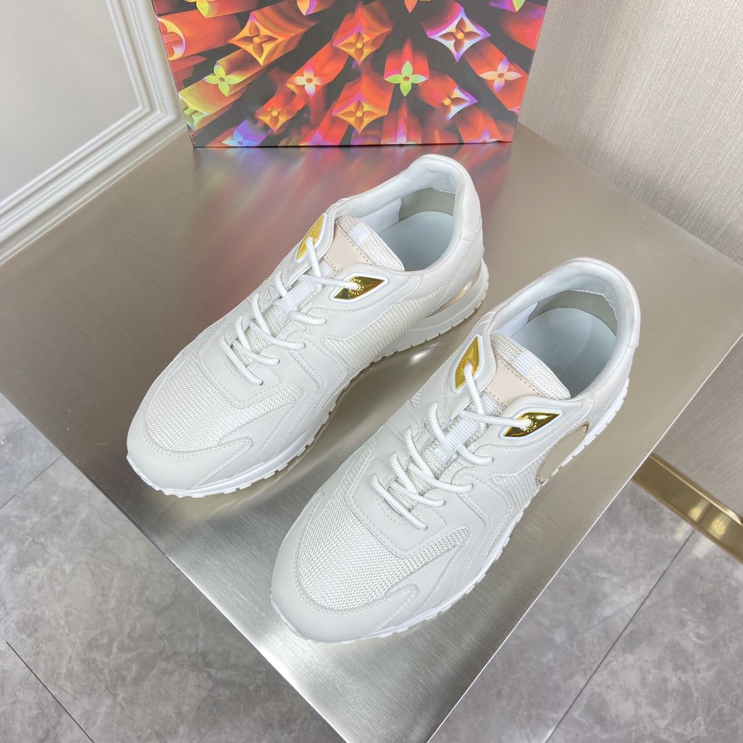 Designer high-end luxury trendy fashion casual sports men's shoes gold-painted comfortable and breathable leather, Black
Designer high-end luxury trendy fashion casual sports men's shoes gold-painted comfortable and breathable leather, Black