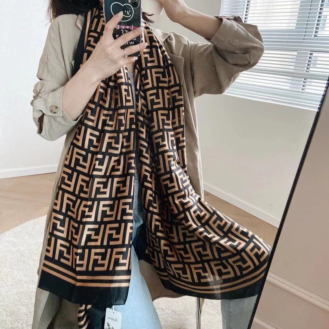 2021 Spring and Summer Korean Letter Plain Fashion Warm Flower Silk Summer Women's Scarf Beach Towel Shawl, Blue;gray
2021 Spring and Summer Korean Letter Plain Fashion Warm Flower Silk Summer Women's Scarf Beach Towel Shawl, Blue;gray