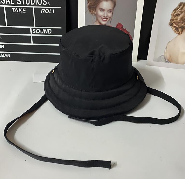 Classic Letters Print Wide Brim Hats Outdoor Sunshade Cotton Fishing Hunting Fisherman Cap Men Basin Chapeau Bucket Hat, Blue;gray
Classic Letters Print Wide Brim Hats Outdoor Sunshade Cotton Fishing Hunting Fisherman Cap Men Basin Chapeau Bucket Hat, Blue;gray