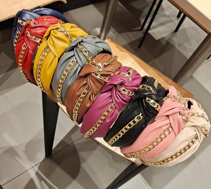 Lots Style Fashion Designer Brand Letter print Wide Edge Knotted headbands Luxury Turban Headband Hair Hoop Headwear Accessories for Women Girls
Lots Style Fashion Designer Brand Letter print Wide Edge Knotted headbands Luxury Turban Headband Hair Hoop Headwear Accessories for Women Girls