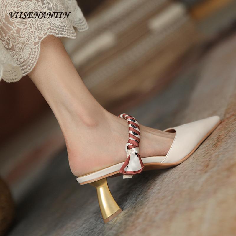 Summer Leather Ribbon Retro Muller Slippers White Pointed Toe Metal Stiletto Female High-heeled Sandals
Summer Leather Ribbon Retro Muller Slippers White Pointed Toe Metal Stiletto Female High-heeled Sandals