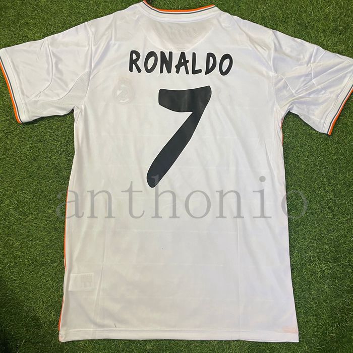 TOP 2013/14 Retro Real Madrids soccer jerseys RONALDO 7 SERGIO RAMOS 4 MARCELO 12 ALONSO 14 CASEMILO 16 ISCO 23 BENZEMA football shirt de futbol SHIRTS SIZE S- KIT HOME, 2013/14 home custom
TOP 2013/14 Retro Real Madrids soccer jerseys RONALDO 7 SERGIO RAMOS 4 MARCELO 12 ALONSO 14 CASEMILO 16 ISCO 23 BENZEMA football shirt de futbol SHIRTS SIZE S- KIT HOME, 2013/14 home custom