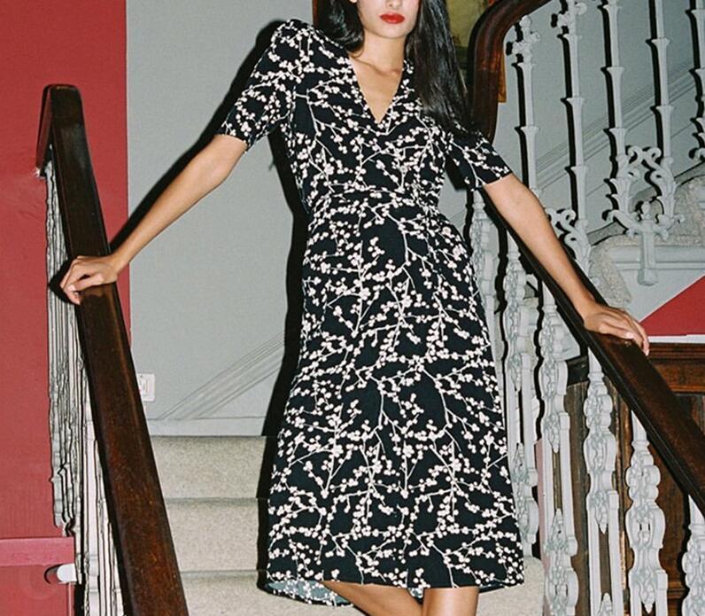 Summer French V neck Front Slit Floral Print Wrap Dress Holiday Woman Lace up Side buttons Waist Short Sleeve Midi Tea Dresses 210429