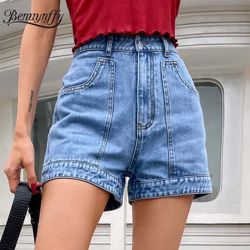 Slant Pocket Solid Washed Denim Shorts Women Fashion Zipper Fly High Waisted Casual Ladies Straight Leg Short Jeans 210510