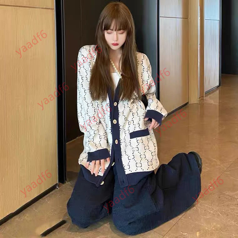 2021 fall winter fashion designer women's sweater high-end comfort cardigan thickened G letter embroidery knitting net red same style, Customize
2021 fall winter fashion designer women's sweater high-end comfort cardigan thickened G letter embroidery knitting net red same style, Customize
