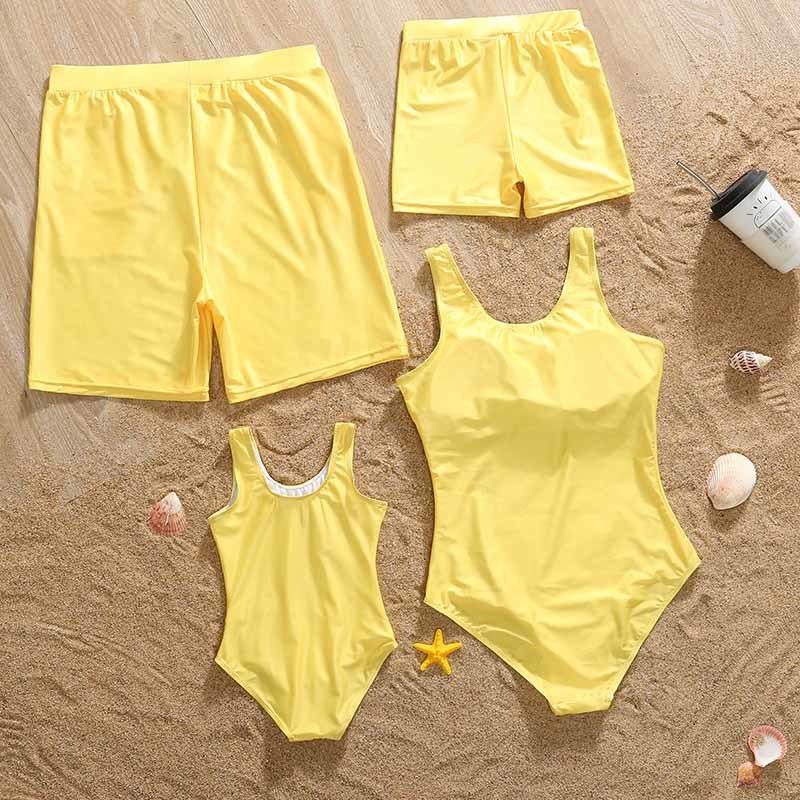 Family Matching Swimsuits Mother Daughter Swimwear Mom Dad and Me Boys Girls Father Son Swim Color letter Couples Beachwear 210417