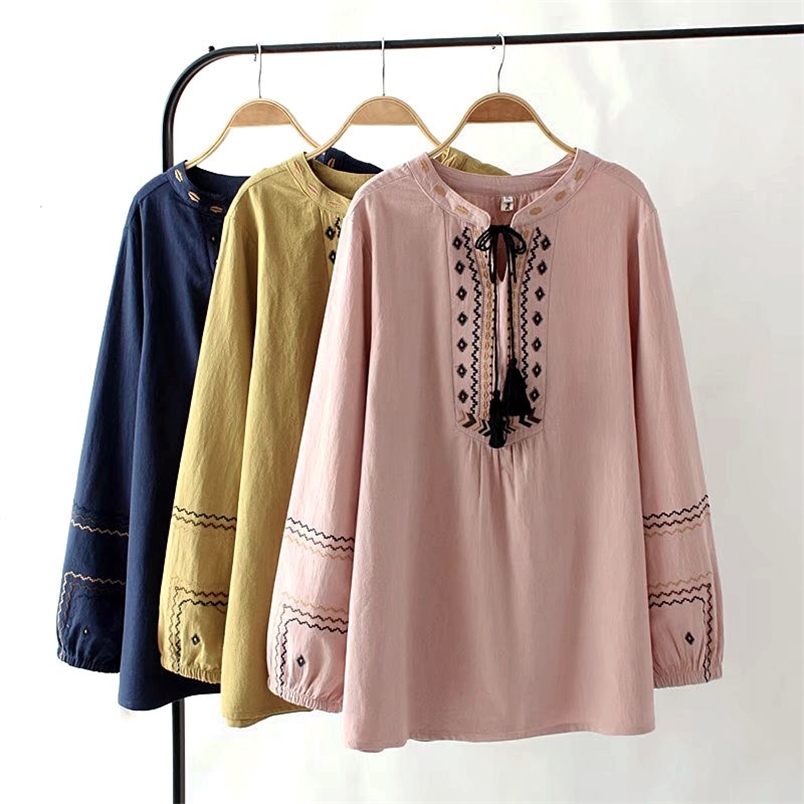 Spring Autumn Arts Style Women Long Sleeve Loose Shirts Embroidery V-neck Cotton Linen Blouse Vintage Top Plus Size D443 210512