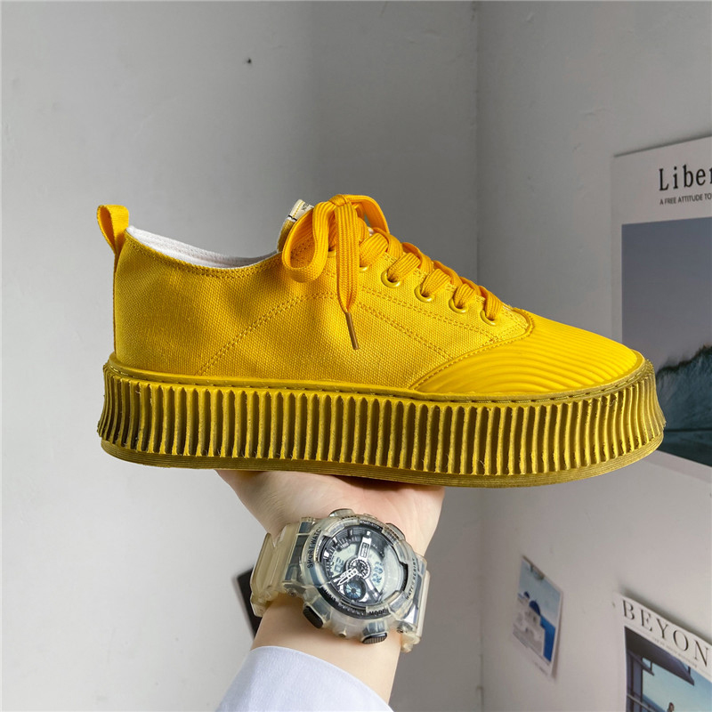 Classic Men's Women's Running Flat shoes Breathable and lightweight Trainers Luxurys Designers Sports Sneakers
Classic Men's Women's Running Flat shoes Breathable and lightweight Trainers Luxurys Designers Sports Sneakers