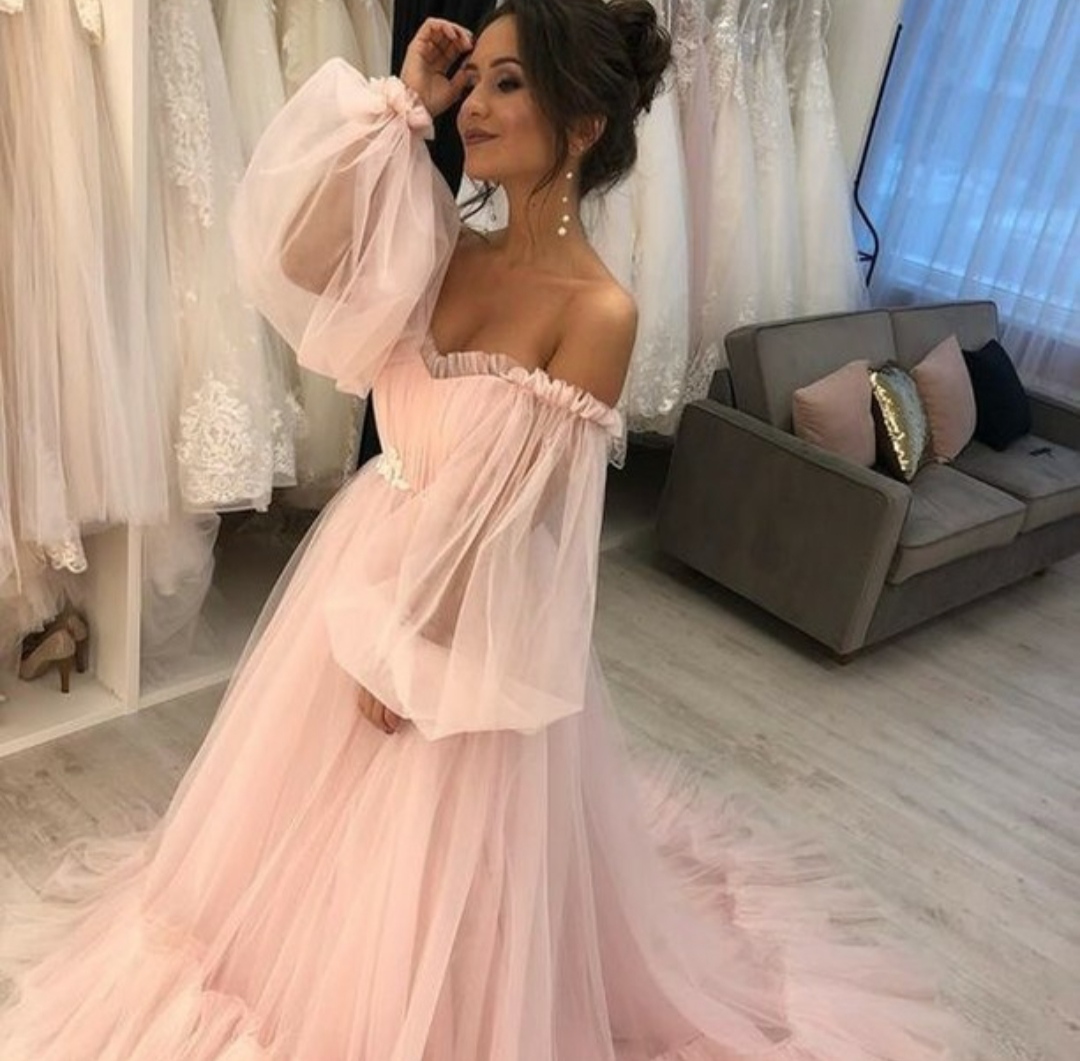 Long Pink Boat Neck Tulle Prom Dresses Lace Up Back Robe De Soiree Sweep Train Pleated Evening Formal Party Gowns, Light sky blue
Long Pink Boat Neck Tulle Prom Dresses Lace Up Back Robe De Soiree Sweep Train Pleated Evening Formal Party Gowns, Light sky blue