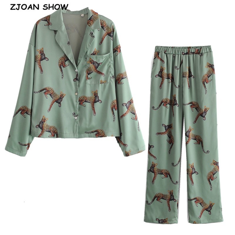 Women's Tracksuits Causal Animal Leopard Satin Shirt Pajama Suits Elastic Waist Wide Leg Pants Women Loose Long Sleeve Blouse Tops, 1 set
Women's Tracksuits Causal Animal Leopard Satin Shirt Pajama Suits Elastic Waist Wide Leg Pants Women Loose Long Sleeve Blouse Tops, 1 set