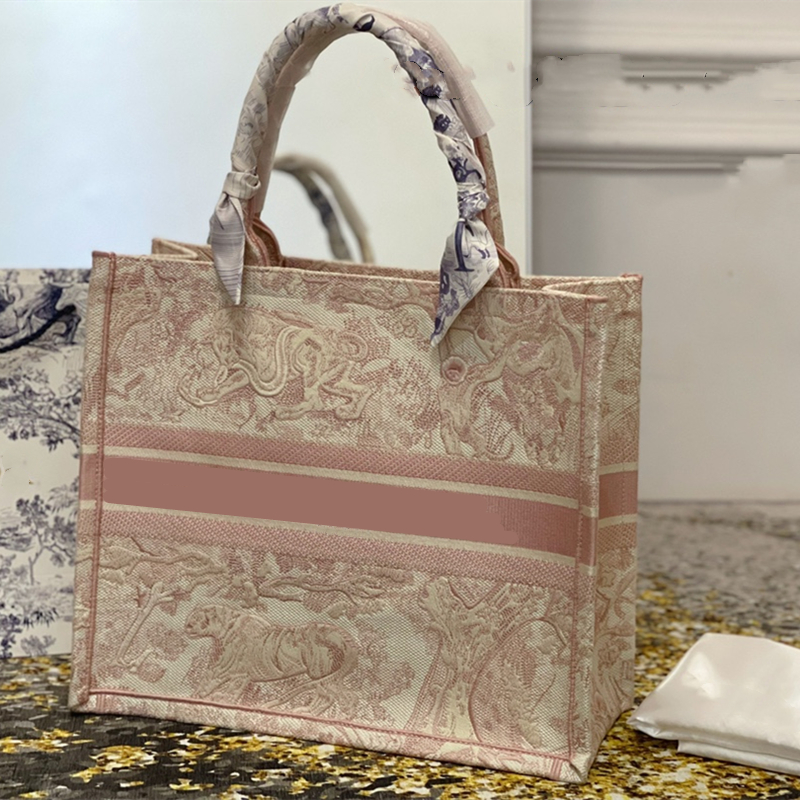 Designer Bags Tote Bag Handbag Three-dimensional embroidery tiger purse high quality luxury women handbags checker plaid flower Evening Party Shopping size 41 36, Color 13
Designer Bags Tote Bag Handbag Three-dimensional embroidery tiger purse high quality luxury women handbags checker plaid flower Evening Party Shopping size 41 36, Color 13