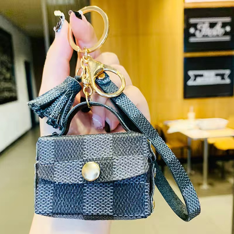 leather key chains lovely wallet Fashion accessories lover gift handmade men women bag pendant free delivery
leather key chains lovely wallet Fashion accessories lover gift handmade men women bag pendant free delivery