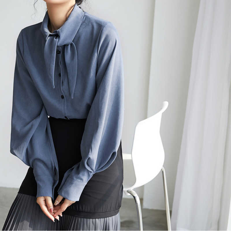 Hong Kong Style Vintage Female Shirts Bow Tie Rabbit Ear Temperament Lantern Sleeve Joker Loose Women Tops and Blouses 6461 50 210528