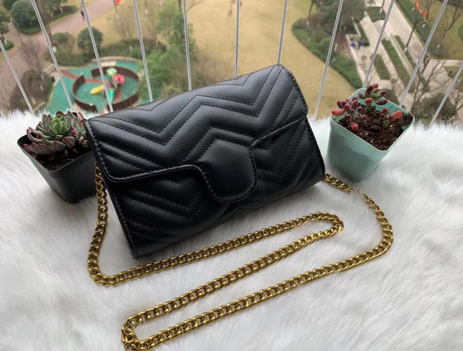 Women Designers Bags Shoulder Bag Mini Handbags Pochette Accessories Crossbody Wallet Womens Purses Card Holder Messenger Purse rt, Red
Women Designers Bags Shoulder Bag Mini Handbags Pochette Accessories Crossbody Wallet Womens Purses Card Holder Messenger Purse rt, Red