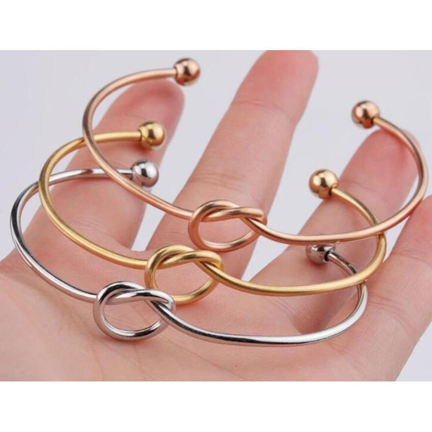 Europe And The United States Jewelry Simple Wind Bracelet Personalized Knot Bangle Bracelet Tie Bangle For Women Girls Cheap Wholesale Lrss
Europe And The United States Jewelry Simple Wind Bracelet Personalized Knot Bangle Bracelet Tie Bangle For Women Girls Cheap Wholesale Lrss
