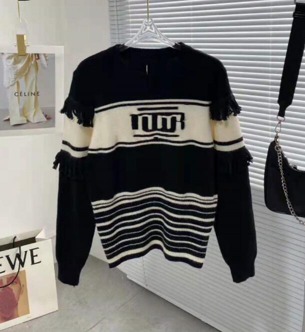 sweaters letterg di brand or designer lady tassel sweater black and white spell color money languid is lazy optional wind loose show thin, White;black
sweaters letterg di brand or designer lady tassel sweater black and white spell color money languid is lazy optional wind loose show thin, White;black