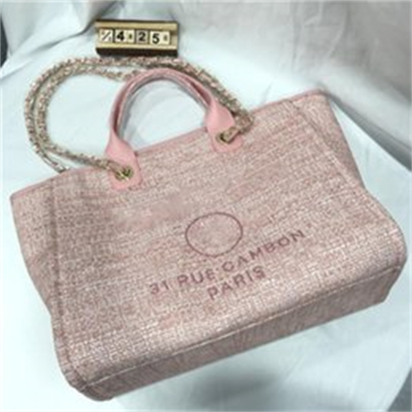 2021 New Hot Brand Designers Bags Womens Luxury Deauville Tote Shoulder Light Pink Sohobag Canvas Polyeste Style Classic Women Fashion Totes Shopping Bag Traveling, Not for sale
2021 New Hot Brand Designers Bags Womens Luxury Deauville Tote Shoulder Light Pink Sohobag Canvas Polyeste Style Classic Women Fashion Totes Shopping Bag Traveling, Not for sale