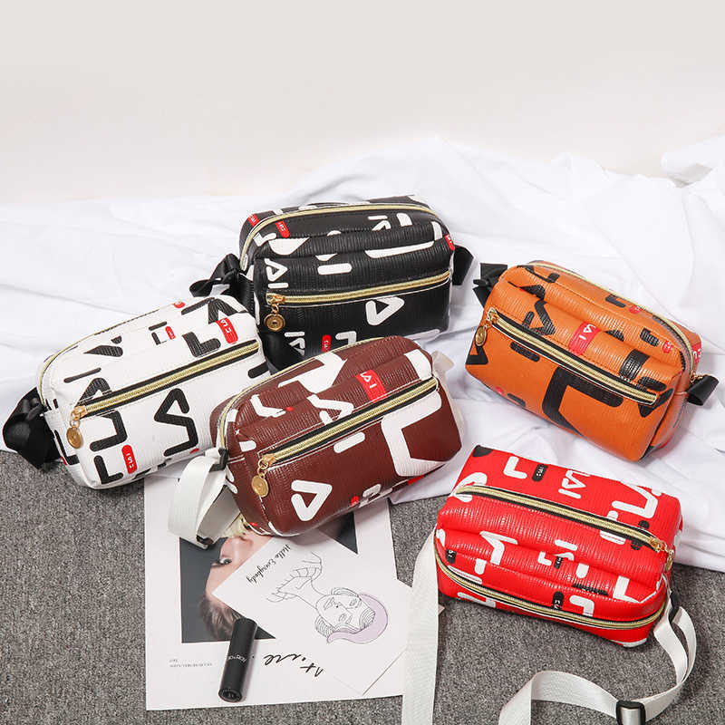 2021 letter printed youth shoulder bag cellphone pocket Luxurys Designers Bags girls students square bag sports summer mini crossbody bags wallets gifts G63JK1N, Red
2021 letter printed youth shoulder bag cellphone pocket Luxurys Designers Bags girls students square bag sports summer mini crossbody bags wallets gifts G63JK1N, Red