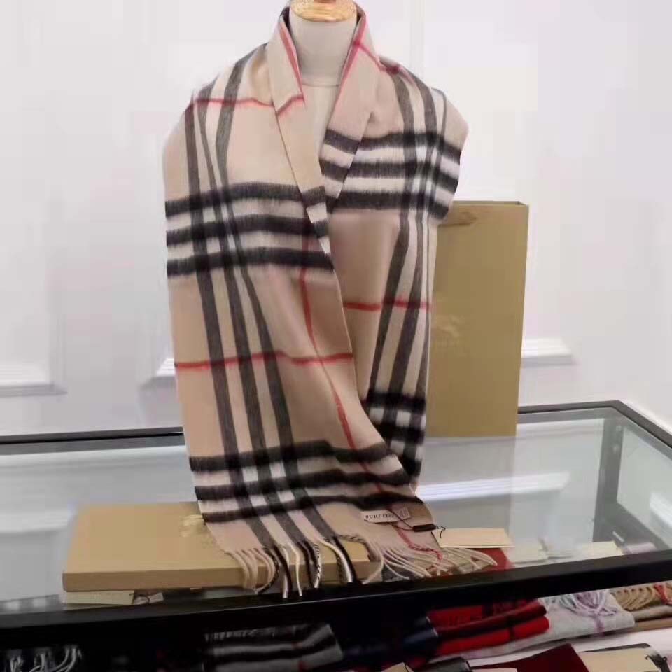 luxury 2021 new classic scarf designer british plaid cotton ladies women cashmere scarves pashmina, Blue;gray
luxury 2021 new classic scarf designer british plaid cotton ladies women cashmere scarves pashmina, Blue;gray