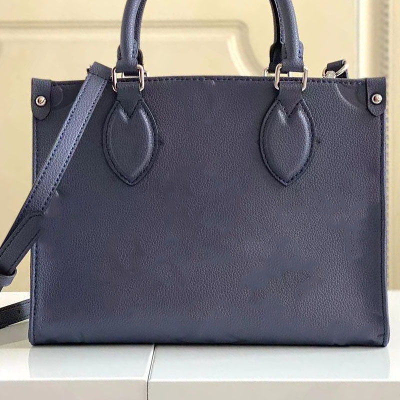 Woman totes bag fashion temperament leisure time genuine leather Solid color portable major suit famous brand Bags, Deep blue
Woman totes bag fashion temperament leisure time genuine leather Solid color portable major suit famous brand Bags, Deep blue