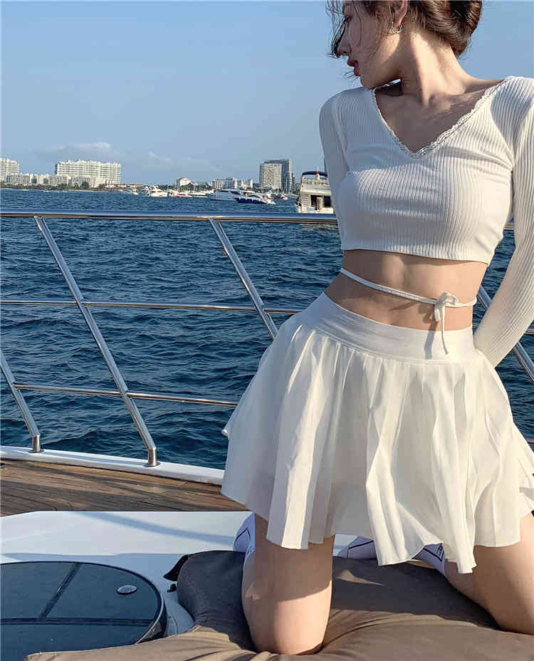 Spring korean style lace patchwork long sleeve t-shirts womens v neck tee shirt femme women thin crop tops (R99562) 210423