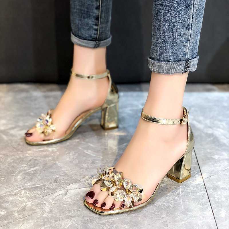 Sandals Crystal Sandals with Low Heels Women Sandals 2023 Summer Shoes Women Open Toe Crystal Chunky Sandals Heels Women Gold Sliver G230207, Red
Sandals Crystal Sandals with Low Heels Women Sandals 2023 Summer Shoes Women Open Toe Crystal Chunky Sandals Heels Women Gold Sliver G230207, Red
