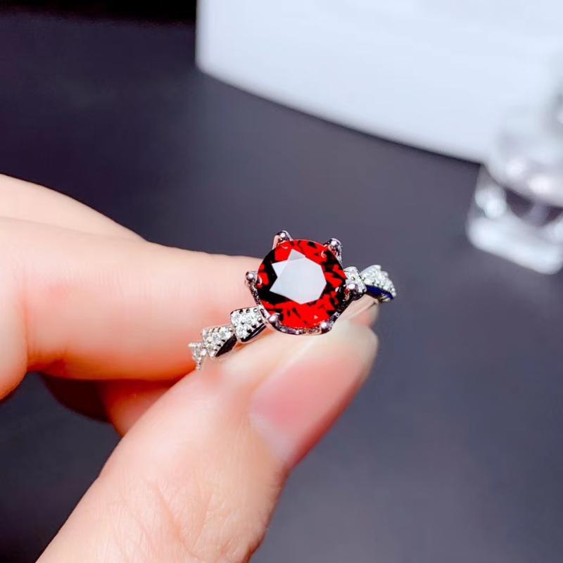 CoLife Jewelry 925 Silver Engagement Ring For Woman 8mm Natural Garnet Daily Wear Sterling Cluster Rings
CoLife Jewelry 925 Silver Engagement Ring For Woman 8mm Natural Garnet Daily Wear Sterling Cluster Rings