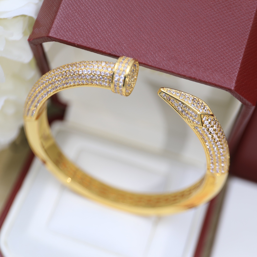Bangle Lady Designer Women Bracelets Personality Slap & Snap Nail Rough version Bracelets Bangles Jewelry High Quality with box
Bangle Lady Designer Women Bracelets Personality Slap & Snap Nail Rough version Bracelets Bangles Jewelry High Quality with box