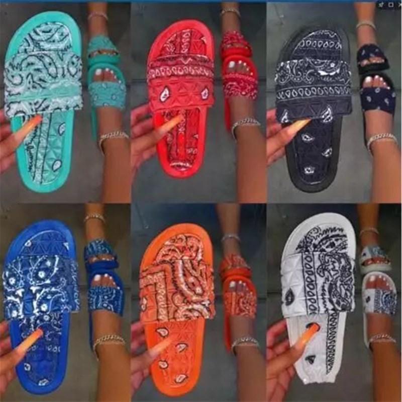 Slippers Bandana Slides Women Cool Graffiti Home Women's Summer Sandals Red Blue Black Tie Dye Footwear Wholesale
