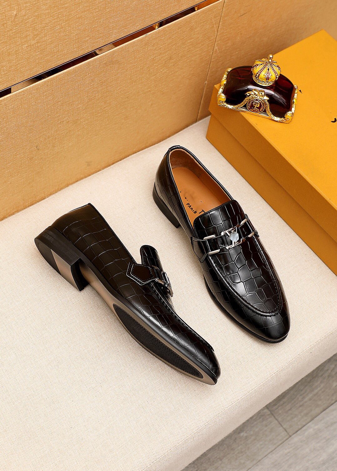 Office Men's Dress Shoe Floral Pattern Man Formal Shoes Leather Luxury Fashion Groom Wedding Shoes Men Oxford Shoes Dress 38-45, #02
Office Men's Dress Shoe Floral Pattern Man Formal Shoes Leather Luxury Fashion Groom Wedding Shoes Men Oxford Shoes Dress 38-45, #02