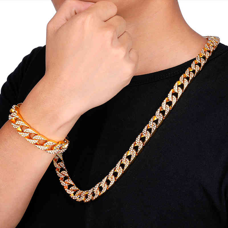 AGLOVER Hip Hop Cuba Bracelet Ice Out Rhinestone 14mm Men's Crystal Gold Chain Cz Golden Light Rapper Necklace Men Jewelry X0509
AGLOVER Hip Hop Cuba Bracelet Ice Out Rhinestone 14mm Men's Crystal Gold Chain Cz Golden Light Rapper Necklace Men Jewelry X0509