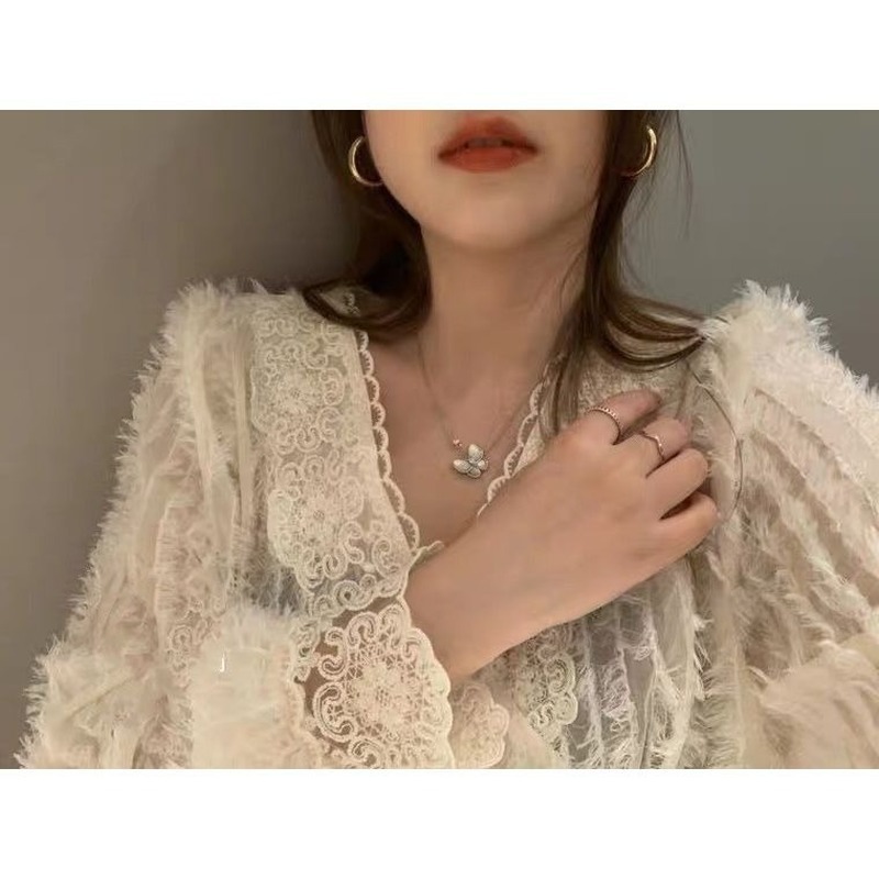 Womens Tops and Blouses Cotton Linen Blouse Button Solid V-Neck Lace Tops Ladies Korean Style Elegant Puffer Sleeve Shirts 210521